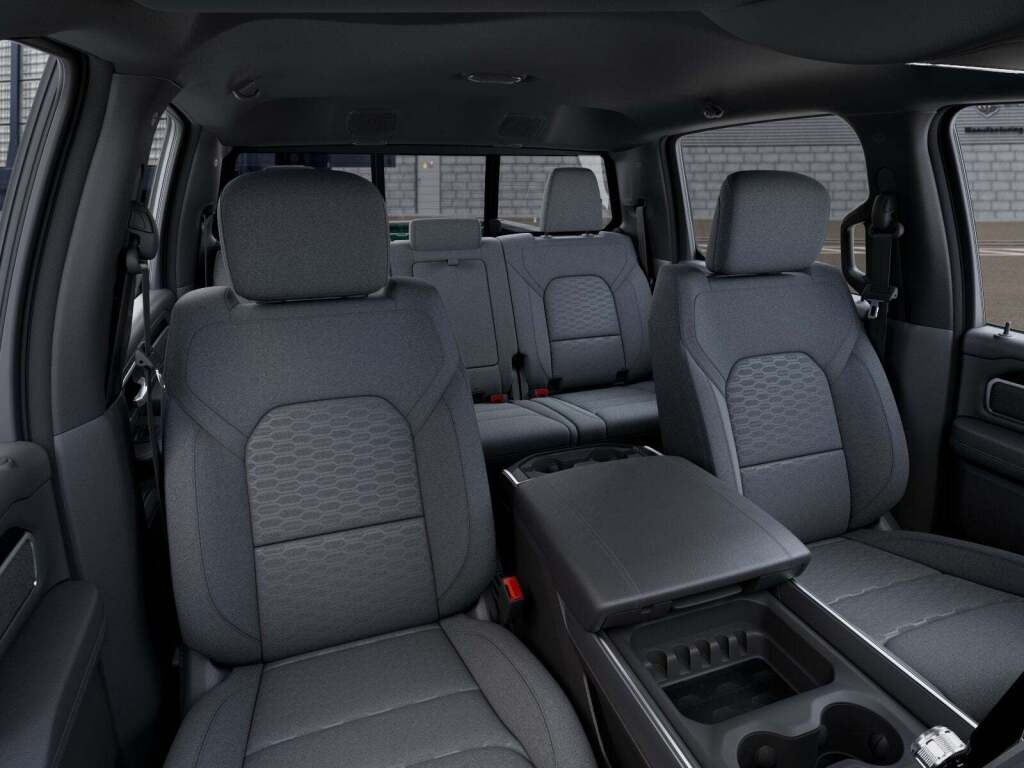 2026 Ram 1500 Big Horn Crew Cab 4x4 5'7" Box