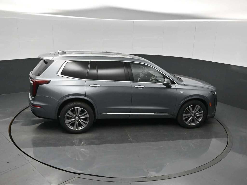 2022 Cadillac XT6 AWD Premium Luxury