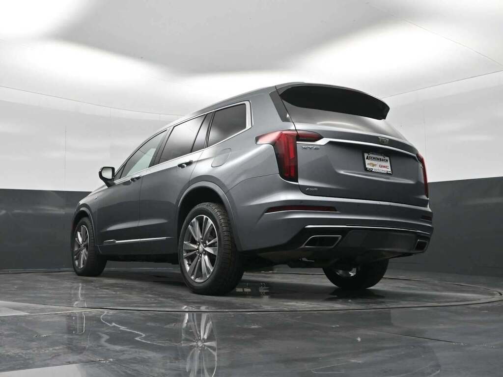 2022 Cadillac XT6 AWD Premium Luxury