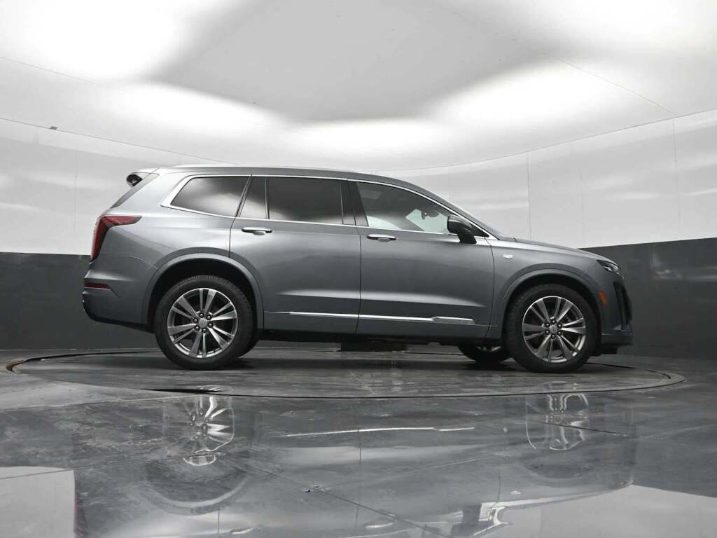 2022 Cadillac XT6 AWD Premium Luxury