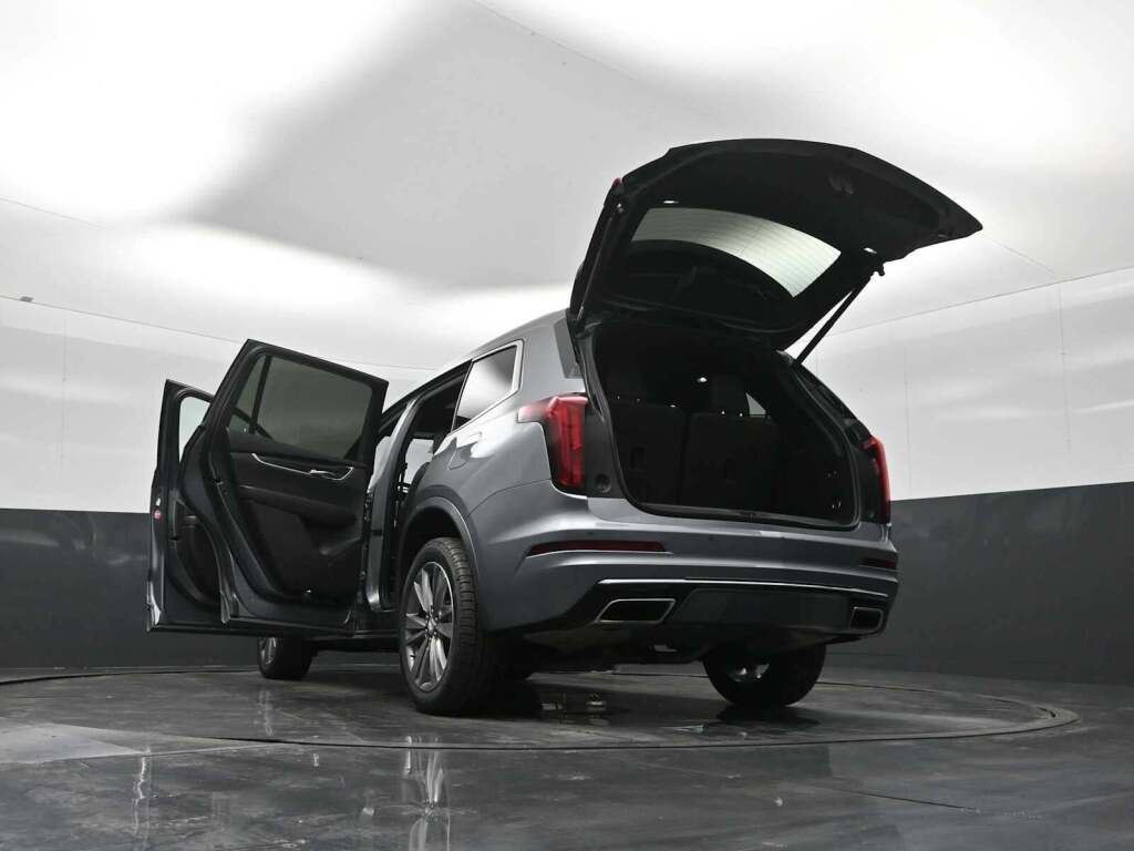 2022 Cadillac XT6 AWD Premium Luxury