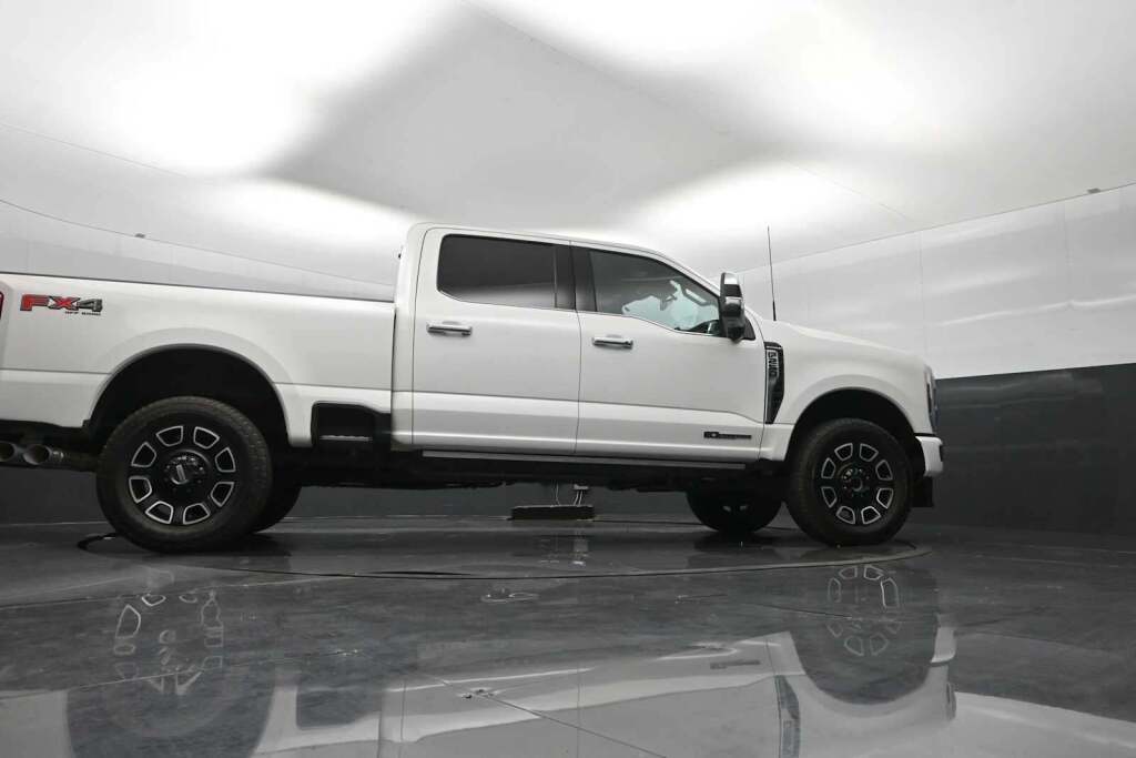 2024 Ford F-250 Super Duty Platinum