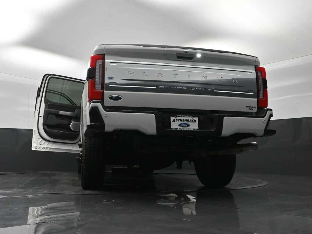 2024 Ford F-250 Super Duty Platinum