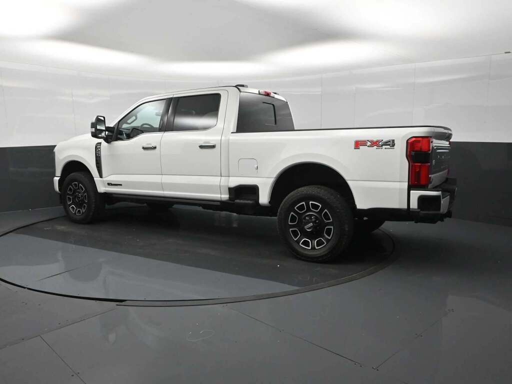 2024 Ford F-250 Super Duty Platinum