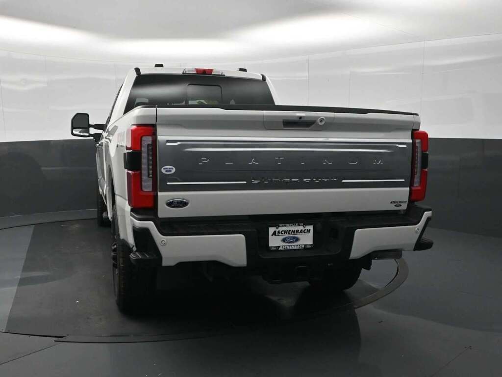 2024 Ford F-250 Super Duty Platinum
