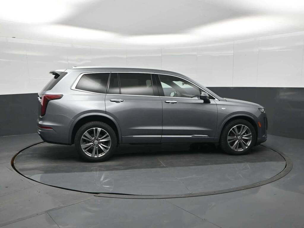 2022 Cadillac XT6 AWD Premium Luxury