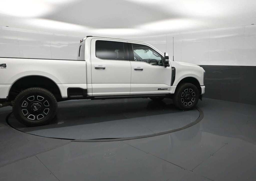 2024 Ford F-250 Super Duty Platinum