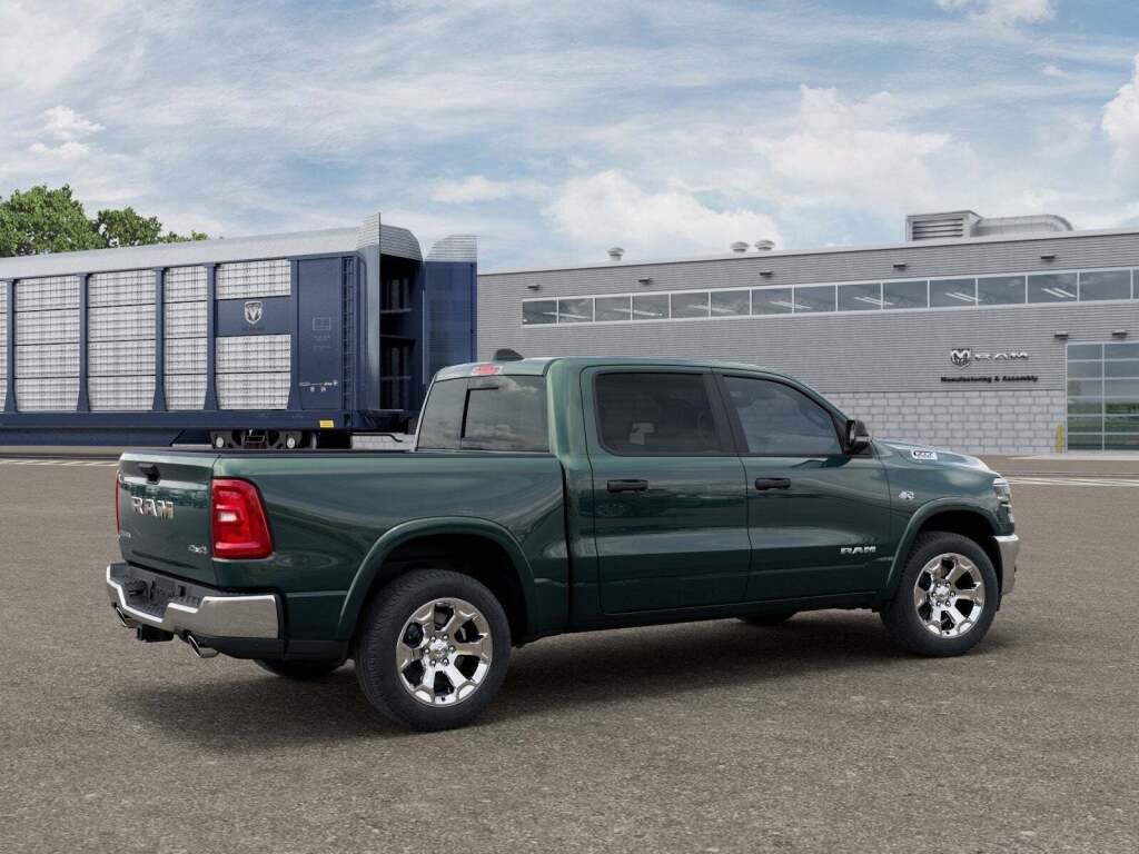 2026 Ram 1500 Big Horn Crew Cab 4x4 5'7" Box