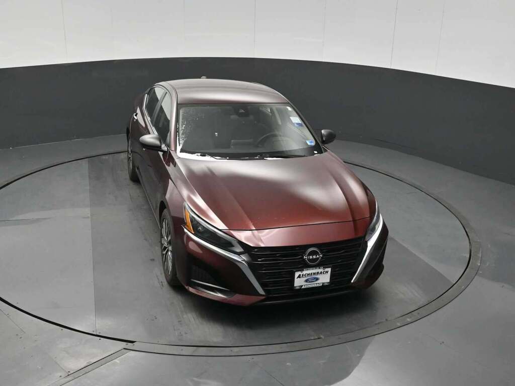 2024 Nissan Altima SV FWD