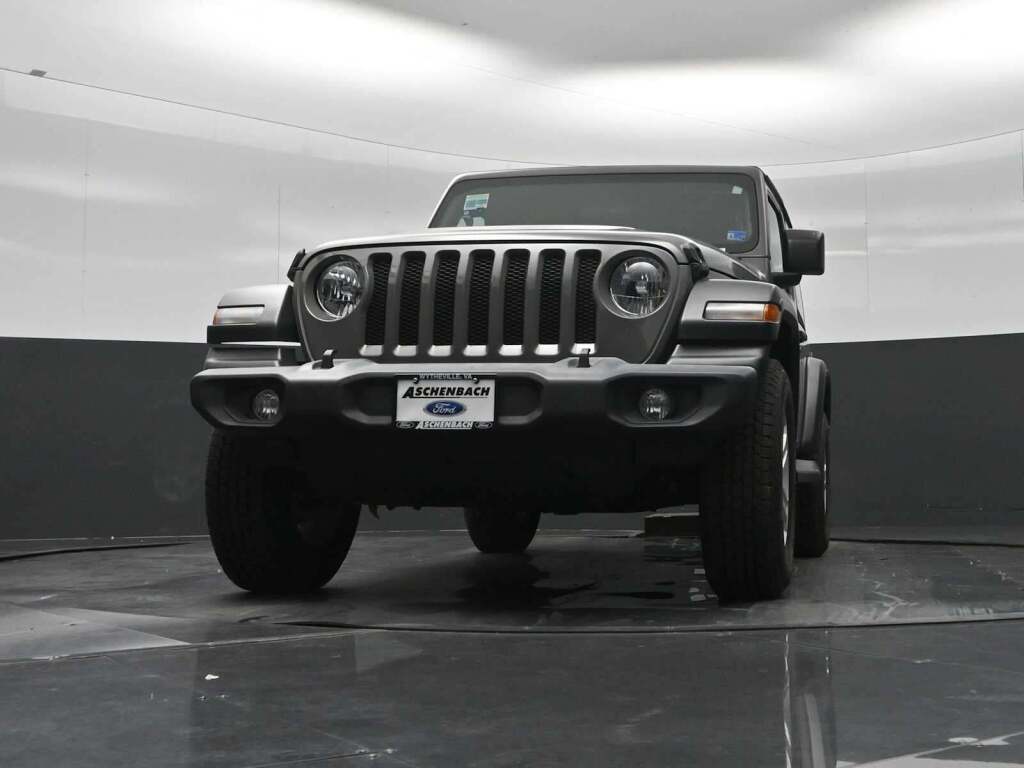 2019 Jeep Wrangler Sport S 4x4