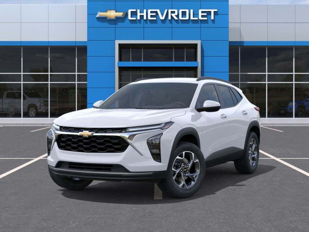 2026 Chevrolet Trax FWD LT