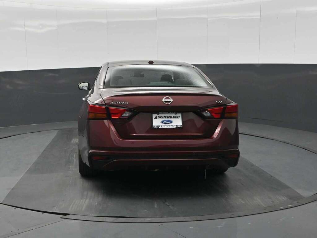 2024 Nissan Altima SV FWD