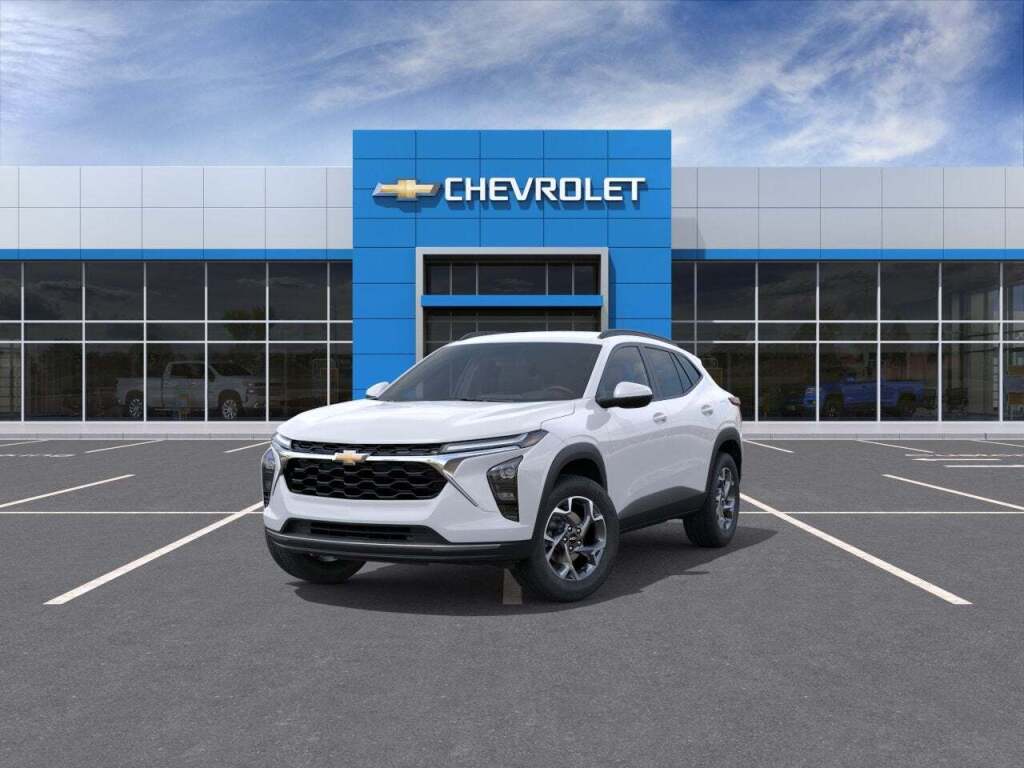 2026 Chevrolet Trax FWD LT