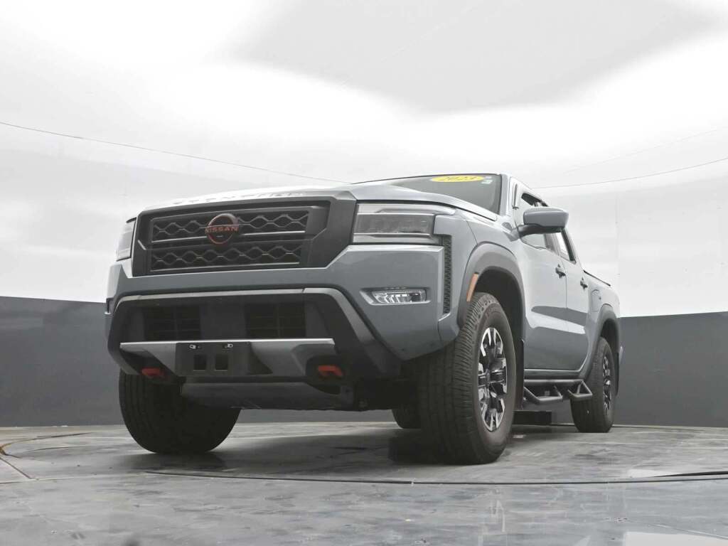 2023 Nissan Frontier Crew Cab PRO-4X 4x4