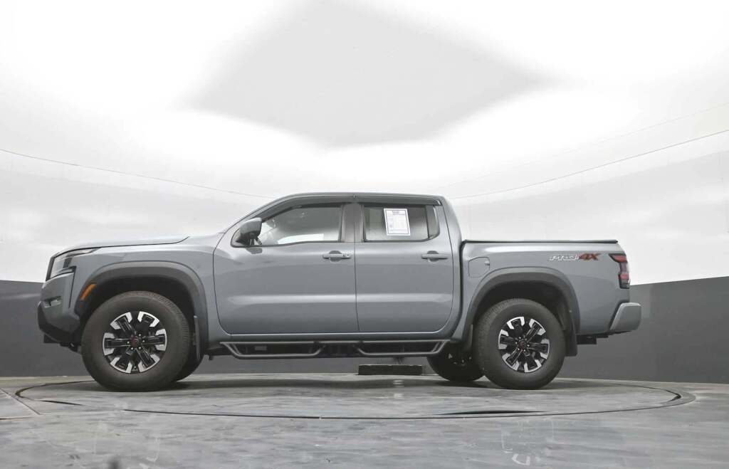 2023 Nissan Frontier Crew Cab PRO-4X 4x4
