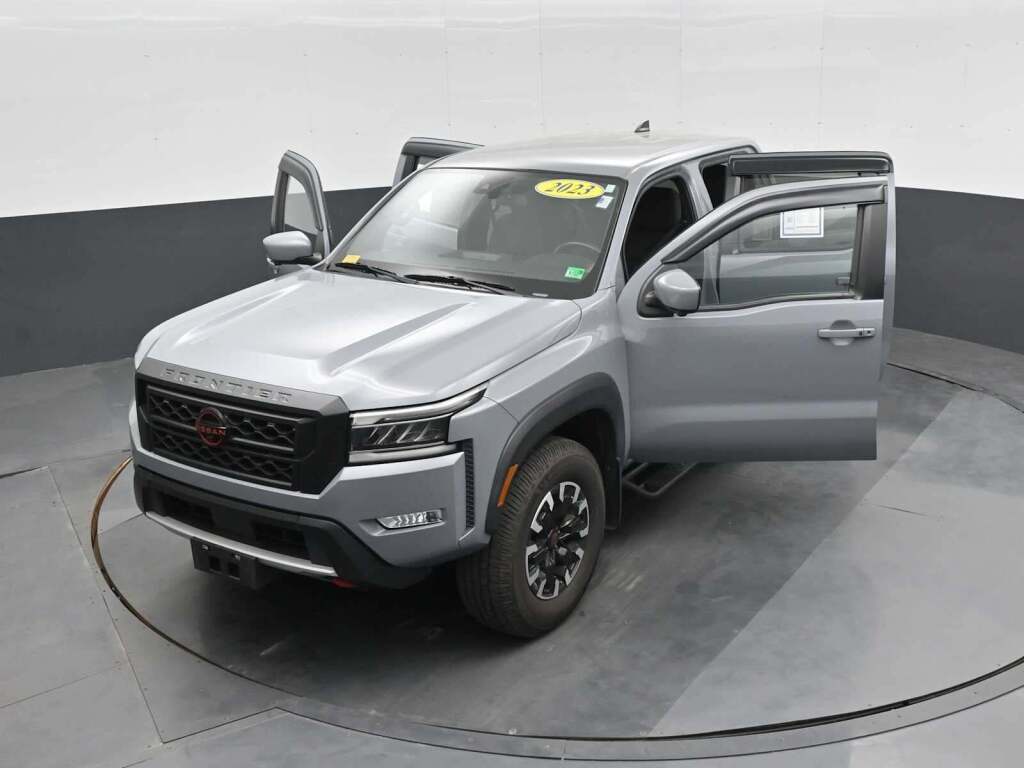 2023 Nissan Frontier Crew Cab PRO-4X 4x4