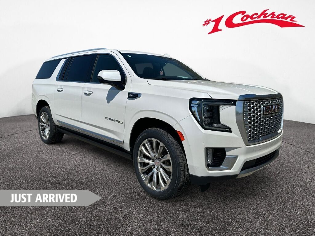 White Frost Tricoat 2021 GMC Yukon XL Denali 4WD SUV / Crossover Four-Wheel Drive Automatic