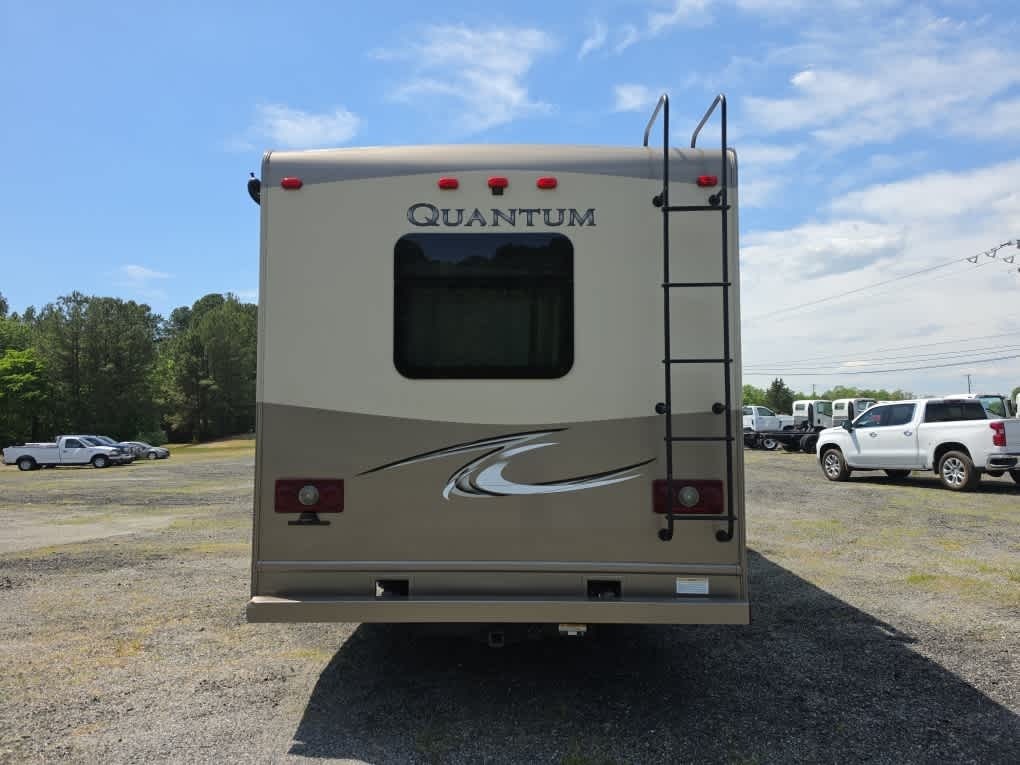 2017 Ford E-450 Cutaway 