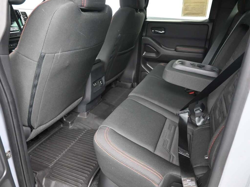2023 Nissan Frontier Crew Cab PRO-4X 4x4