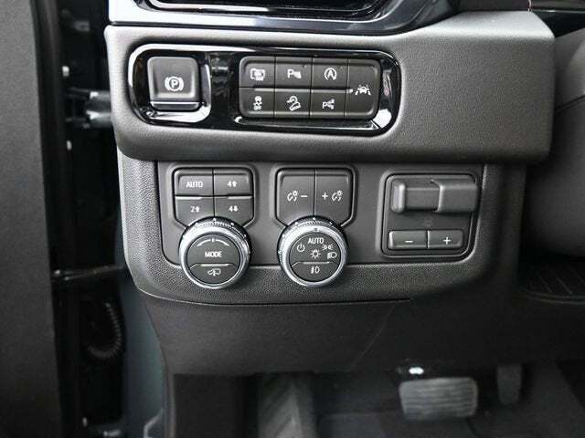 2026 GMC Yukon 4WD AT4