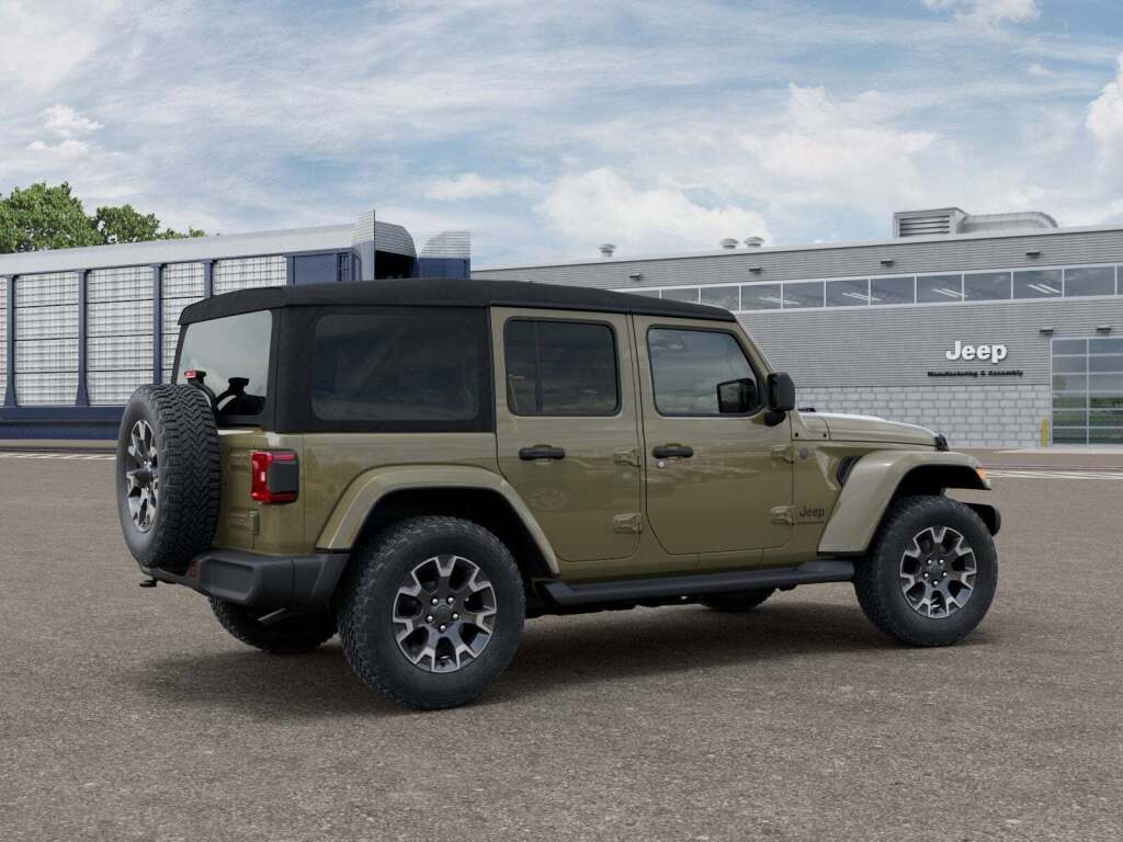 2026 Jeep Wrangler 4-Door Sahara 4x4