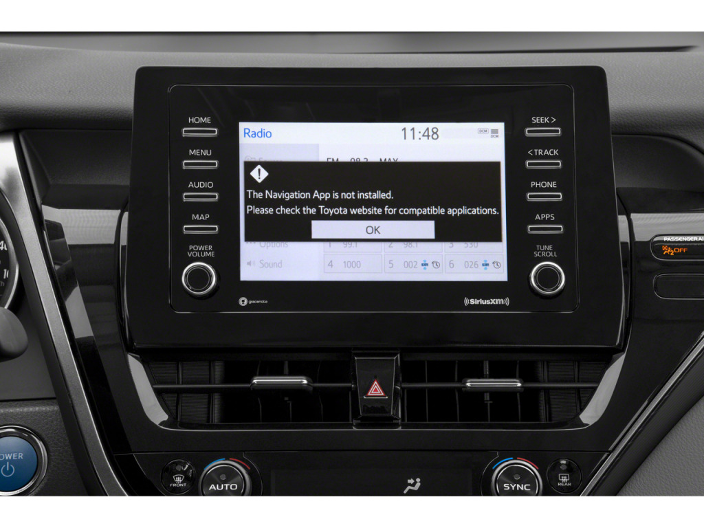 2024 Toyota Camry Hybrid XLE