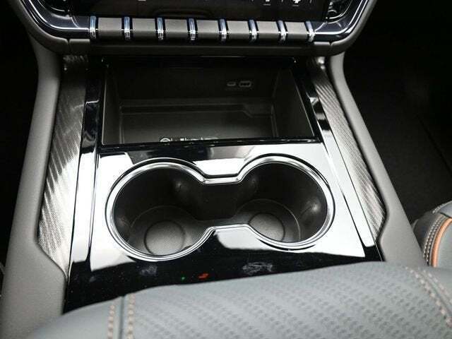 2026 GMC Yukon 4WD AT4