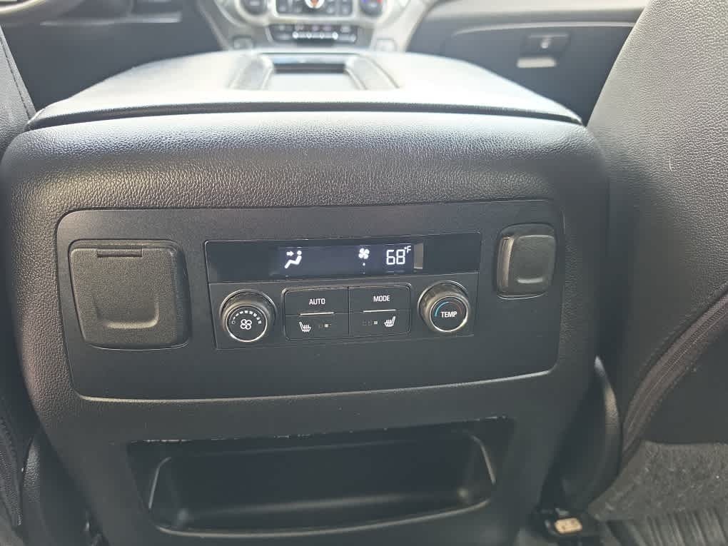 2020 GMC Yukon XL 4WD SLT