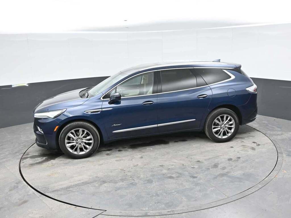 2023 Buick Enclave Avenir