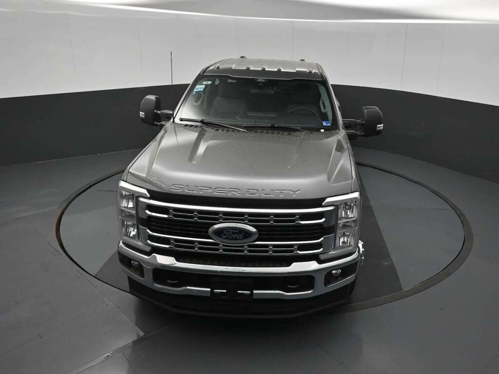 2026 Ford F-350 Super Duty XLT