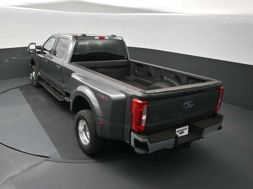 2026 Ford F-350 Super Duty XLT