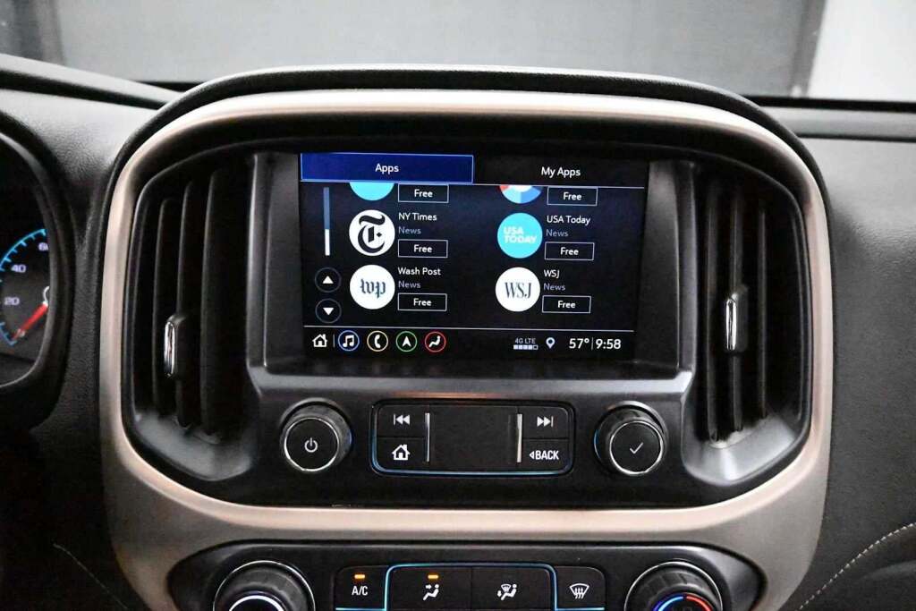 2021 GMC Canyon 4WD Crew Cab Short Box Denali