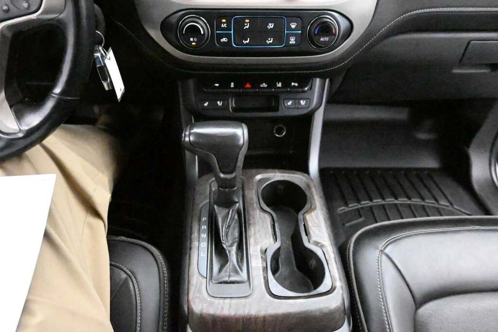 2021 GMC Canyon 4WD Crew Cab Short Box Denali