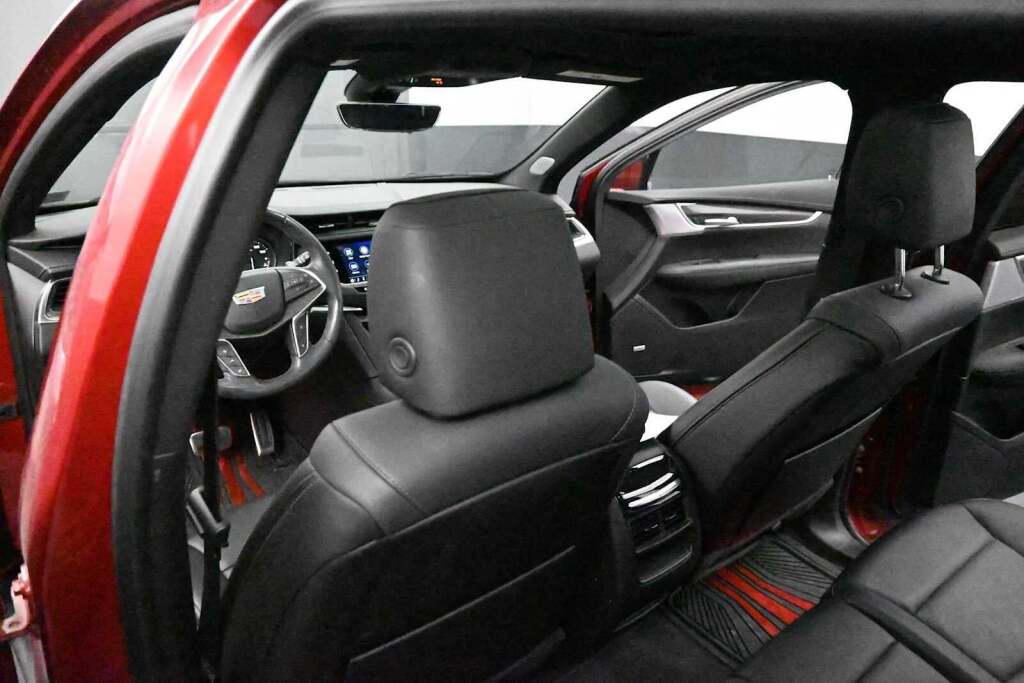 2024 Cadillac XT5 AWD Sport