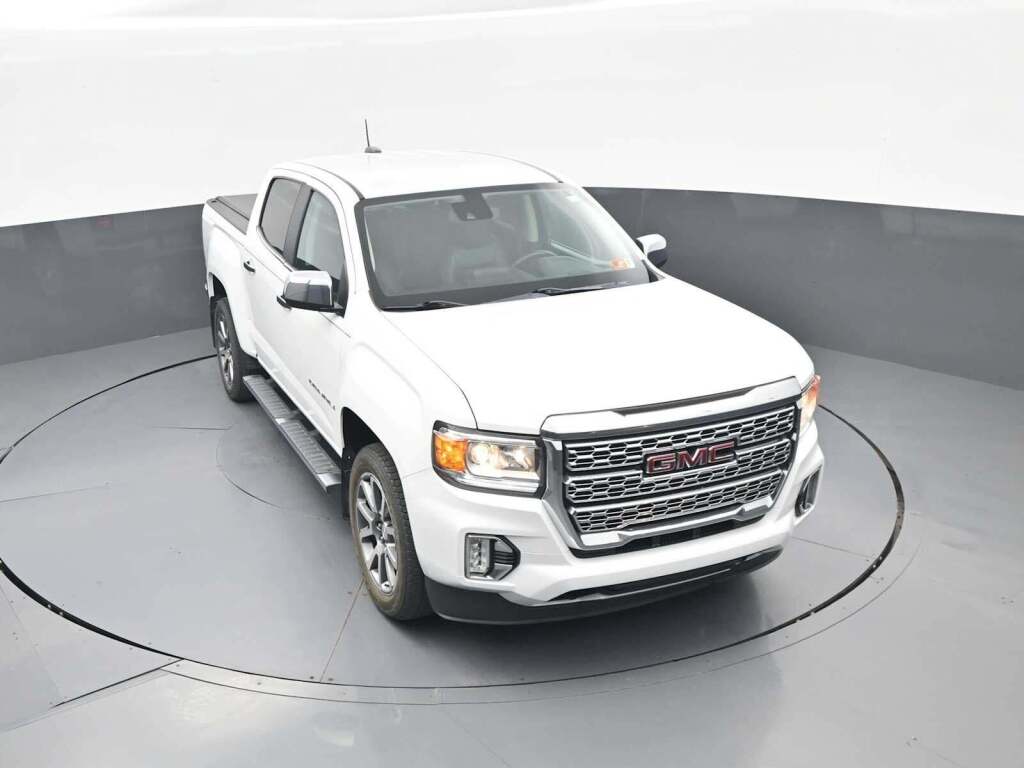 2021 GMC Canyon 4WD Crew Cab Short Box Denali