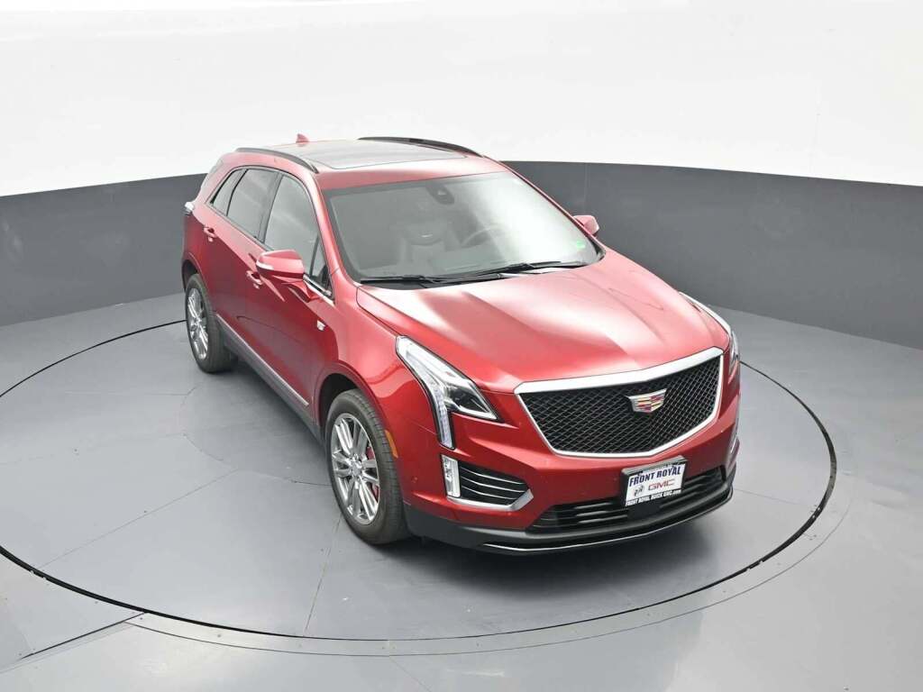 2024 Cadillac XT5 AWD Sport