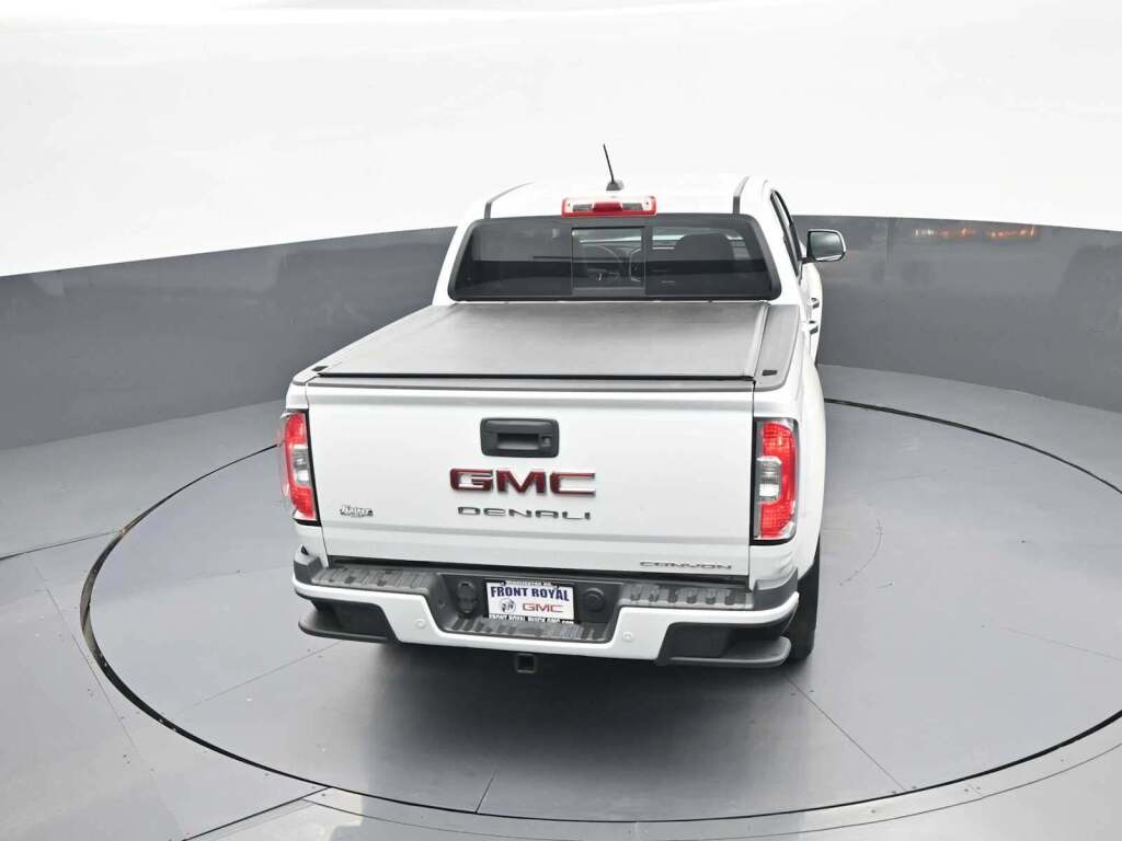 2021 GMC Canyon 4WD Crew Cab Short Box Denali