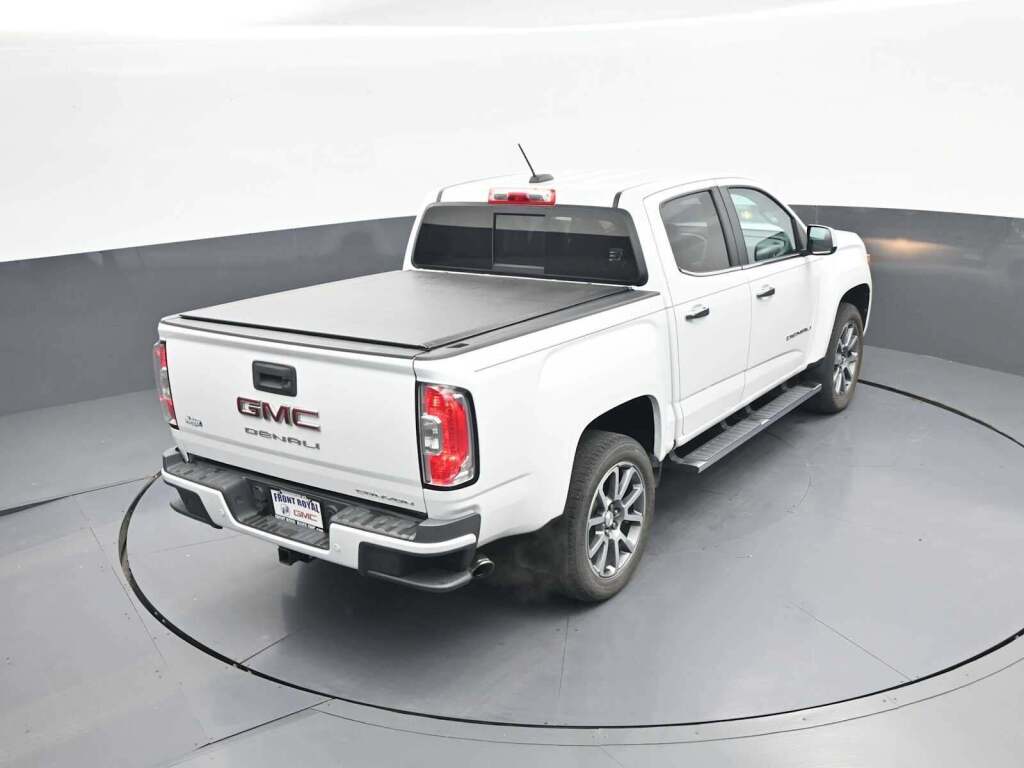 2021 GMC Canyon 4WD Crew Cab Short Box Denali