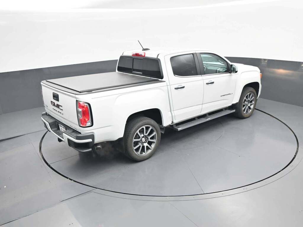 2021 GMC Canyon 4WD Crew Cab Short Box Denali