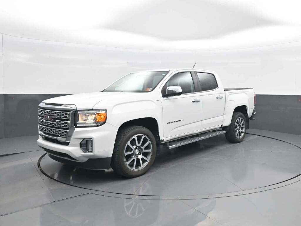 2021 GMC Canyon 4WD Crew Cab Short Box Denali