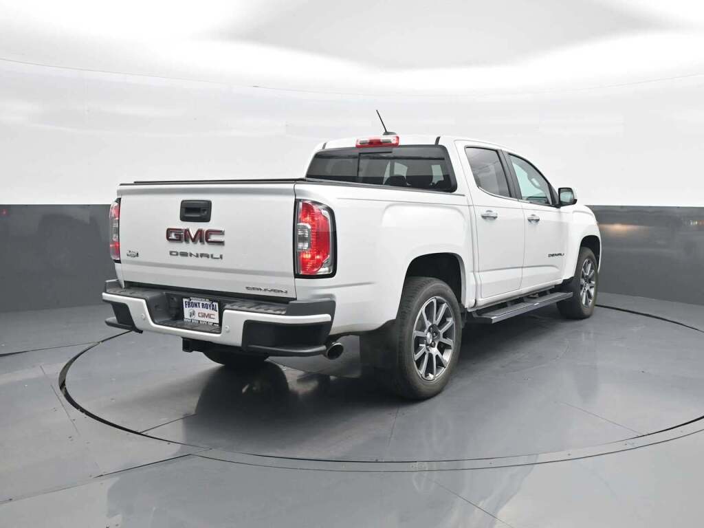 2021 GMC Canyon 4WD Crew Cab Short Box Denali