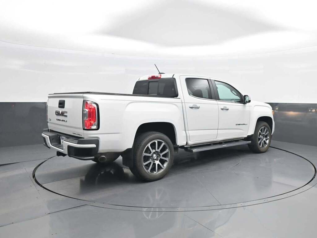 2021 GMC Canyon 4WD Crew Cab Short Box Denali