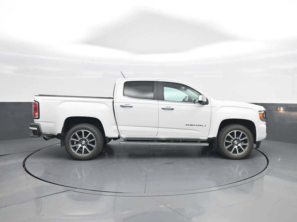 2021 GMC Canyon 4WD Crew Cab Short Box Denali