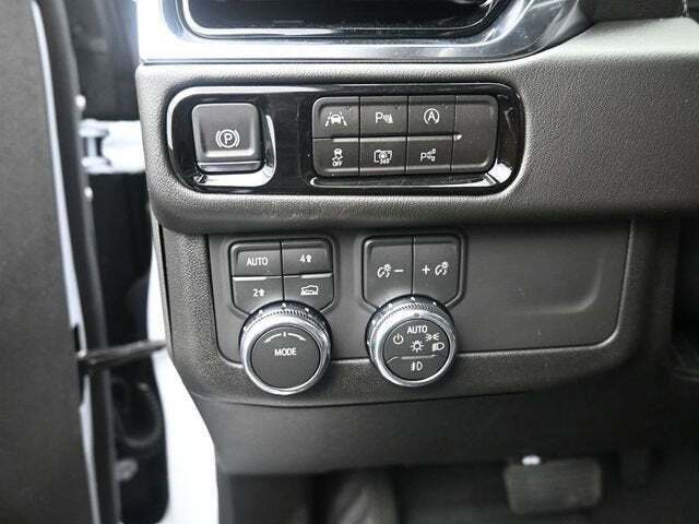 2026 GMC Yukon 4WD Denali