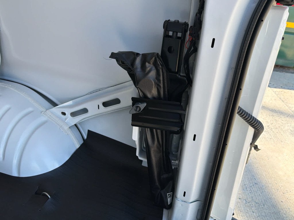 2025 GMC Savana Cargo RWD 2500 Regular Wheelbase Work Van