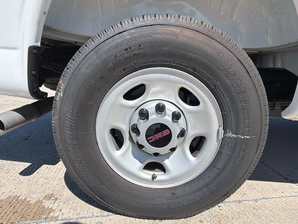 2025 GMC Savana Cargo RWD 2500 Regular Wheelbase Work Van