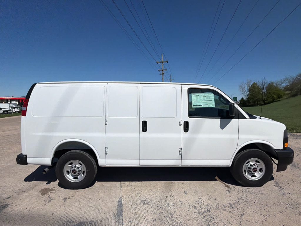 2025 GMC Savana Cargo RWD 2500 Regular Wheelbase Work Van
