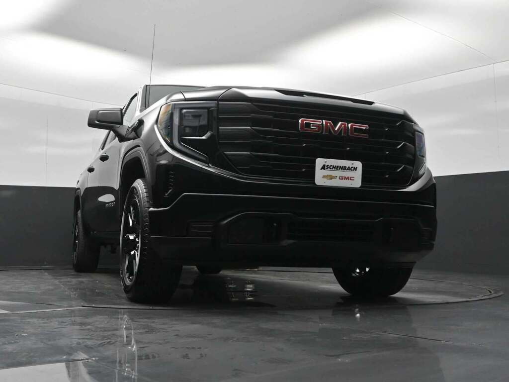 2025 GMC Sierra 1500 Pro