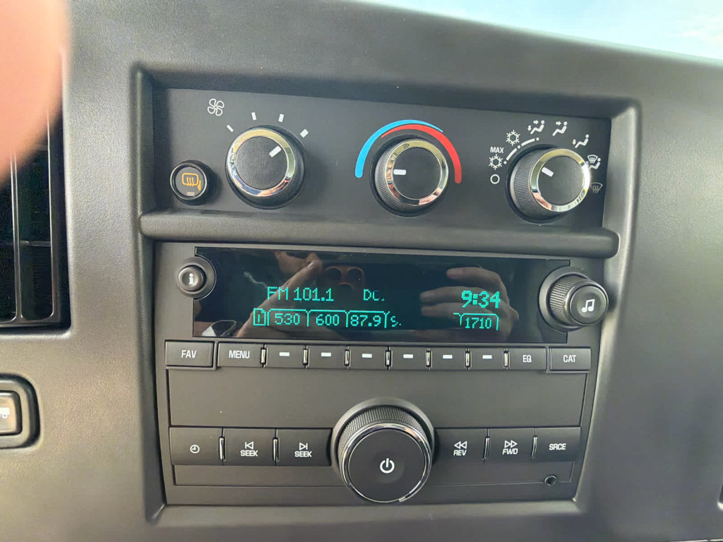 2025 GMC Savana Cargo RWD 2500 Regular Wheelbase Work Van