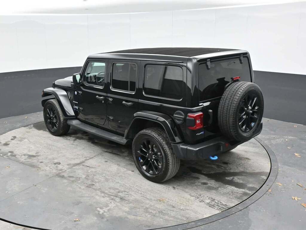 2023 Jeep Wrangler 4xe Sahara 4x4
